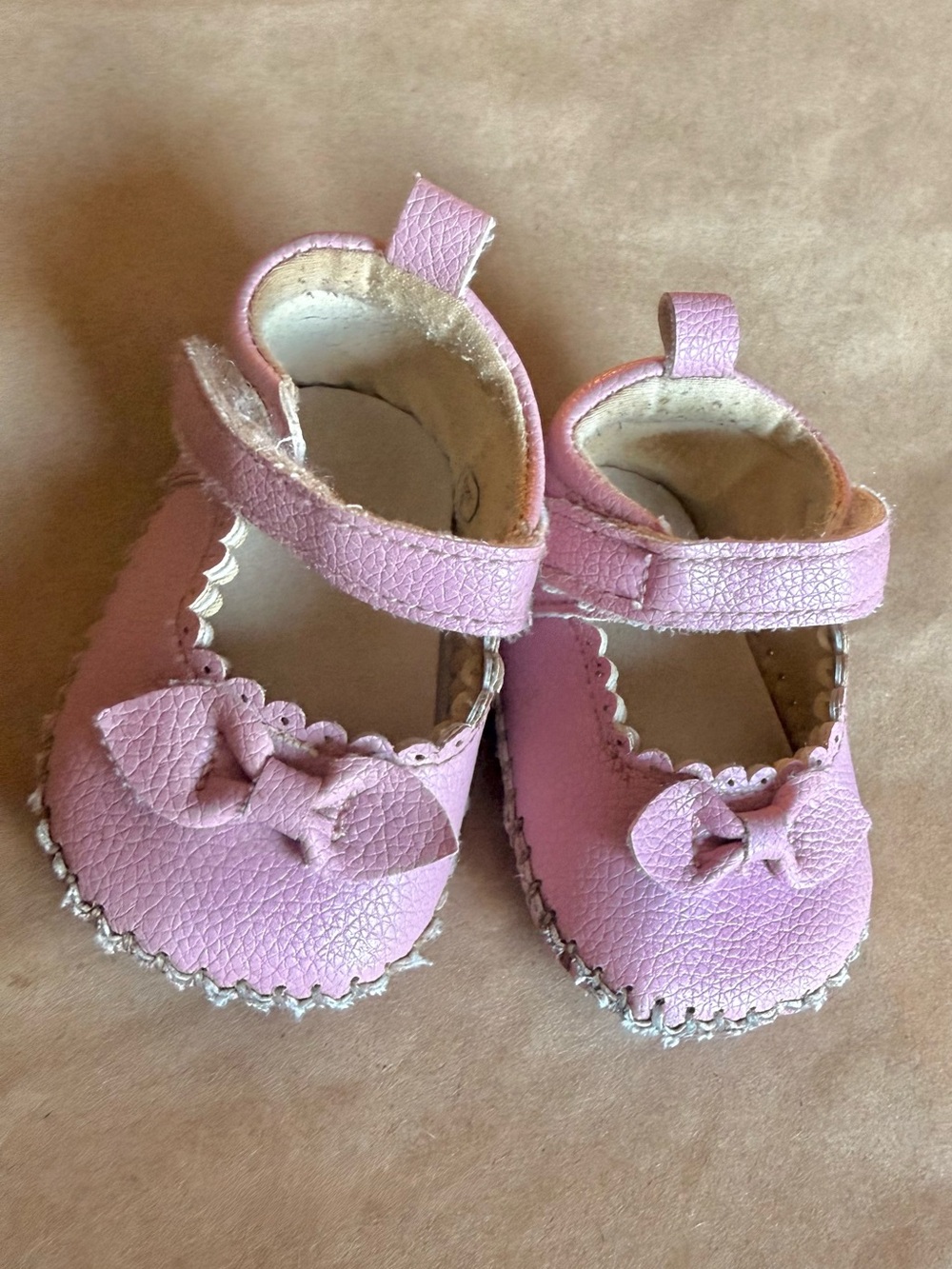 2 for $10 Lucky Brand Pink Baby Mary Jane Bow Shoes - Picture 1 of 3